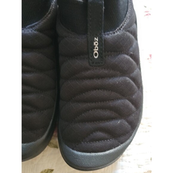 Oboz WHAKATA PUFFY Pull On Black Moc Slippers Shoes Sz 8 NEW - Picture 2 of 10